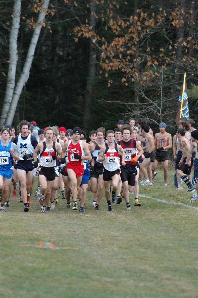Race leaders with TUXC Crazies behind - note the cast on Tim Bassell.