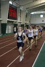 Pat Mahoney leading the 800m