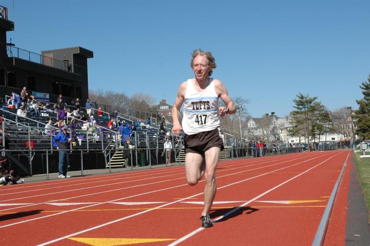 Kyle Doran comes to the finish line in the 800 meters