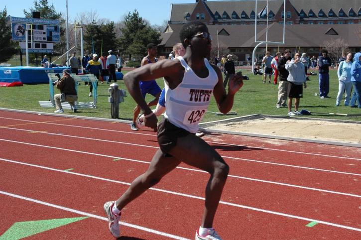 Rony Jacques runs the 400